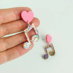 earrings_heart8thNote_glitter_context